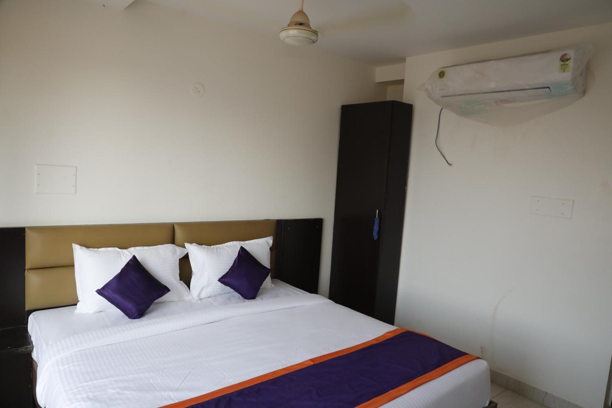 Balaji Gold Inn Hotel Hubli Luaran gambar