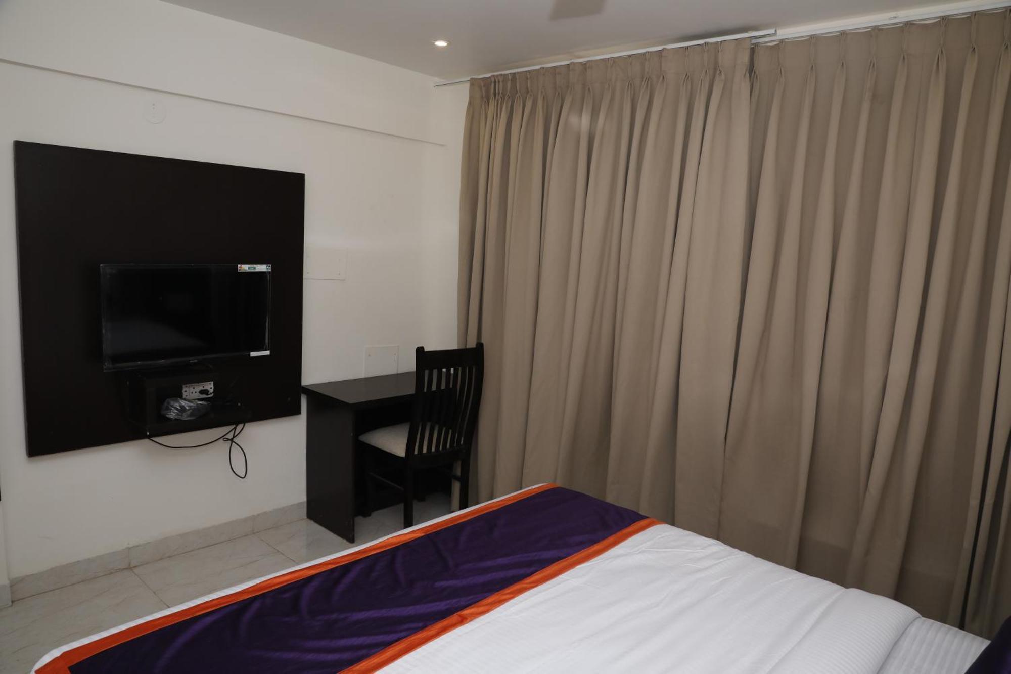Balaji Gold Inn Hotel Hubli Luaran gambar
